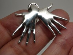 Vintage Mexico MAGIC HANDS Design Sterling Silver 925 Pendant
