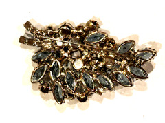 AURORA BOREALIS BLUE NAVETTE FAUX PEARL RHINESTONE 3″ LEAF FLORAL BROOCH VINTAGE