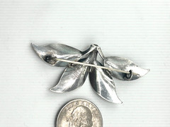 Designer D-A Norway Sterling silver leaf brooch mid-century modern EUC