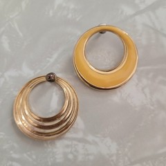 Vintage 80s Yellow Enamel Pierced Earring Pair