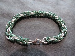 Green & Silver Base Metal Byzantine Chain 6.75″ Bracelet, Lobster Claw Clasp