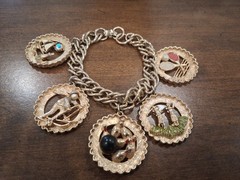 Vintage Gold Tone Sports Charm Bracelet 7″ Sailing, Skiing, Bowling, Golf…