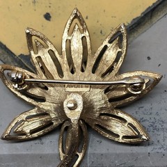 Vintage Brooch Lot Gold Tone Monet Coro Avon AAI JJ & Anson Gold Tone Tie Bar