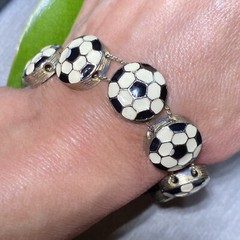 FIFA Soccer Ball Vintage Bracelet Sports Estate Jewelry Pre-Owned 7″ Foldover
