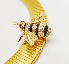 MMA Russian Collection gold tone snake chain sliding bee insect pendant necklace