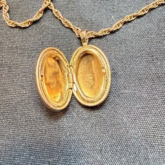 Vintage PPC 14K Gold Filled Floral Locket Necklace 1/20 12K GF Rope Chain 18″