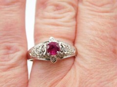 SWEET ANTIQUE 18K SOLID WHITE GOLD DIAMOND RUBY STONE RING
