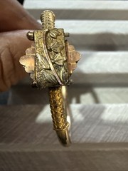 VTG, ANTIQUE BEAUTIFUL VICTORIAN EARLY 1879 HINGED CUFF BRACELET 1”3/4