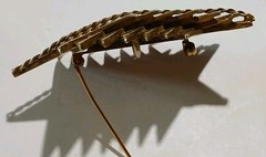 Vtg MCM Brutalist Gilt Sawtooth Brooch Pendant Architectural Gold Tone