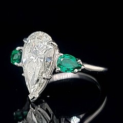 Platinum Vintage Engagement Ring 4.02ct. Natural Pear Shape Diamond I1-I