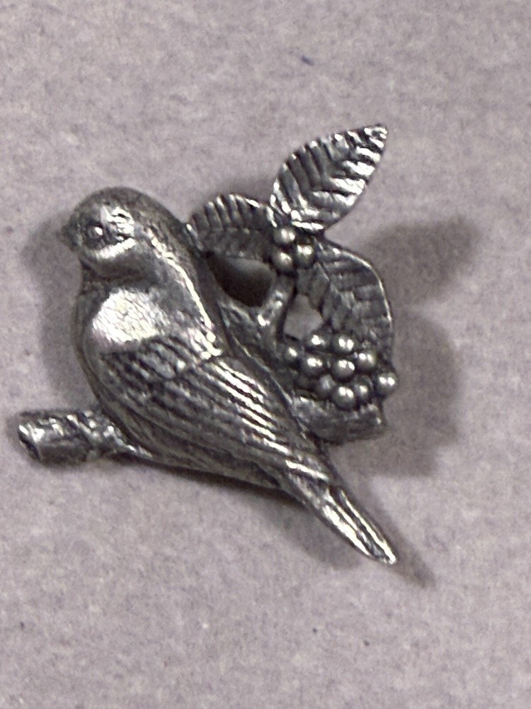 Vintage Birds and Blooms 2002 Pewter Silver Tone Bird Flowers Pin Brooch 2860