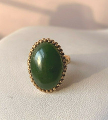 VINTAGE 10K YELLOW GOLD BIG OVAL GREEN NEPHRITE JADE JADEITE RING SOLID HEAVY