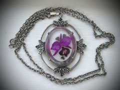 Vintage purple flower orchid in lucite acrylic and metal pendant Necklace