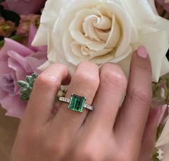 Vintage Platinum Engagement Ring 1.96CT. Gem Natural Green Tourmaline