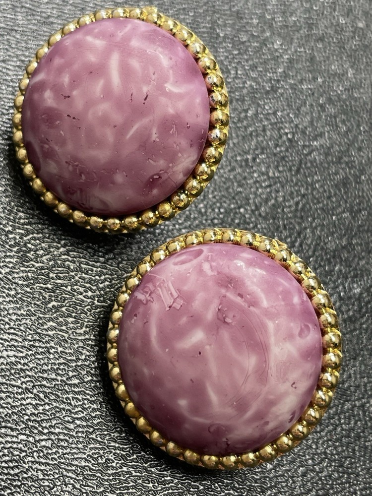 Vintage 1.1” Purple Enameled Cabochon Gold Tone Metal Round Earrings