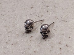 VINTAGE 925 STERLING SILVER SKULL PIERCED/POST STUD EARRINGS