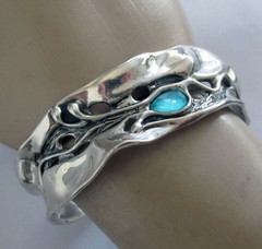 BIG HAGIT GORALI ISRAEL STERLING CUFF BRACELET, 6 1/2 INCHES WEARABLE, 42 GRAMS