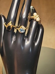Women’s Mixed Lot 3 Gold Tone Metal & Stone Rings w/ Pearl Accents-Costume