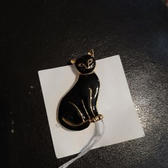 Vintage Enameled Black Cat Brooch Pin