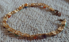 Vintage Multi Color Nugget Polished Goldtone Bracelet 7-1/2 Inches