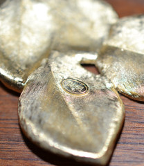 TRIFARI Necklace Clip Earring Set LEAF LEAVES Brush Gold Tone Vintage 19 in. Vtg