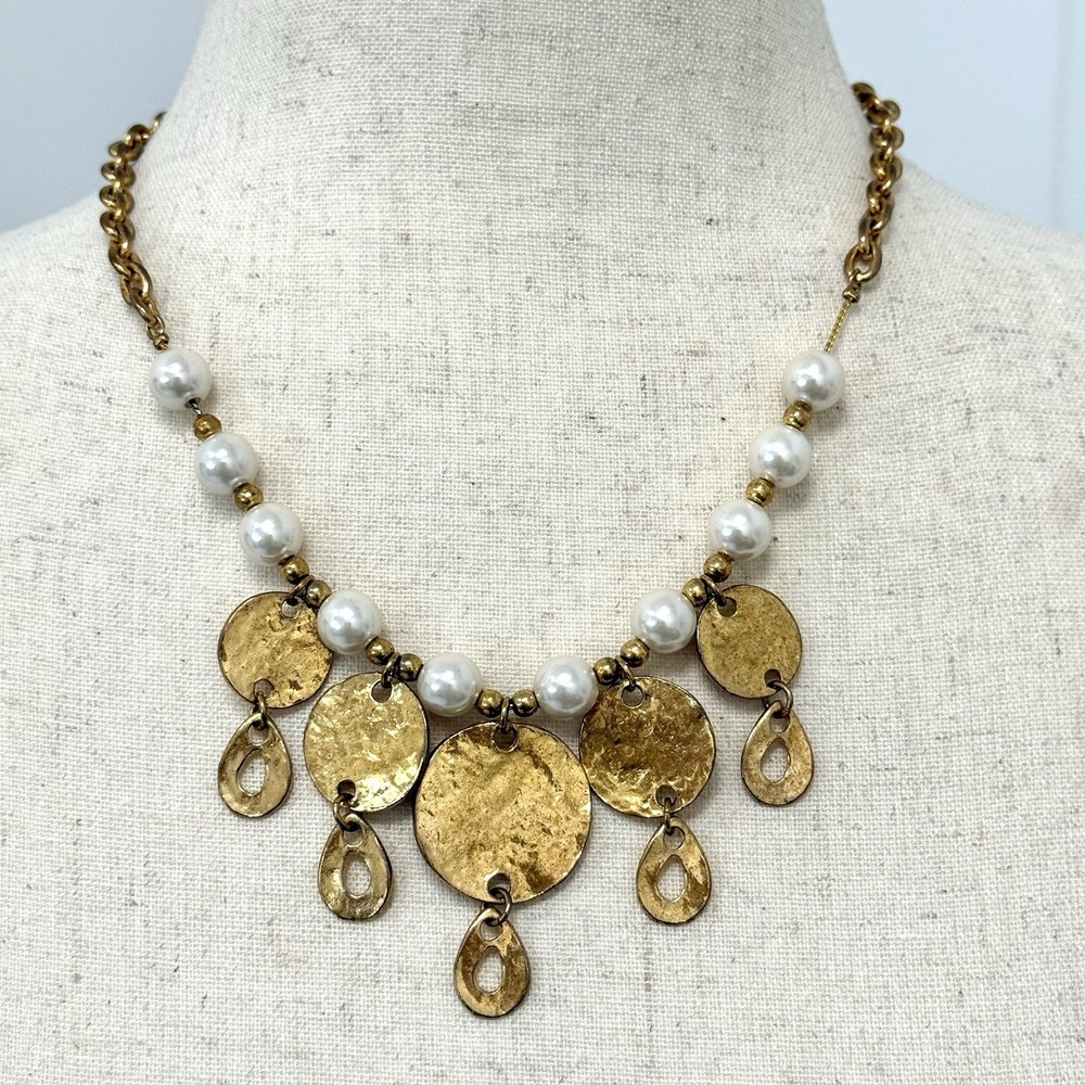 Vtg Gold Tone Coin Necklace Faux Pearl 18” Signed Casual Corner Beach Nautical