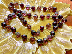 ART DECO CZECH FACETED PURPLE GLASS BEAD CHAIN STRUNG 30″ Antique glass jewlery