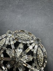 UNSIGNED BEAUTY Vintage Art Deco Clear Rhinestone Crystal LARGE Brooch PIN Read