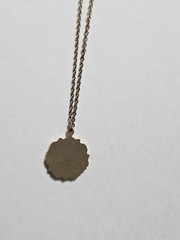 Vintage Floral Pendant Necklace 1928 Gold-tone In Great Condition. 8.5″ Long