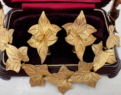 GOLD FILLED GERMANY SIGNED RETRO SET CLIP EARRINGS NECKLACE ENGLISH IVY LEAGUE