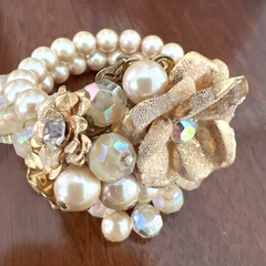 MIRIAM HASKELL FAUX PEARL CRYSTAL RHINESTONE FLOWER WRAP BRACELET / 2 STRAND