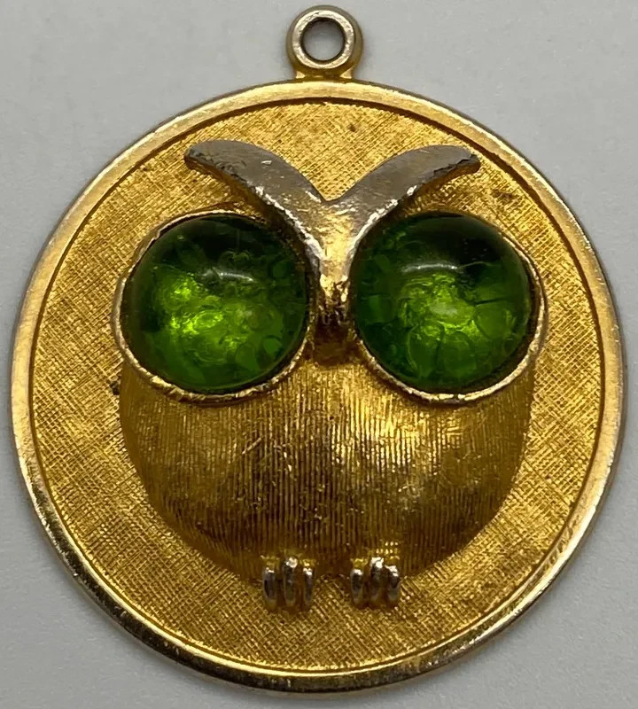 Vintage Owl Pendant Green Glass Eyes Gold Tone Charm 1 1/8″