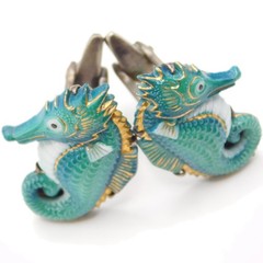 WHIMSICAL VINTAGE JAPANESE SEAHORSE ENAMEL CUFFLINKS, SILVER & ARITA PORCELAIN