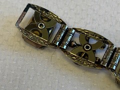 Vtg Art Deco Bracelet 7″ Fashion Jewelry Green Emerald Color Glass Stones