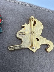 Vintage Christmas Pins Reindeer, Wreath Jewelry Mixed Lot Crafts – 8 total