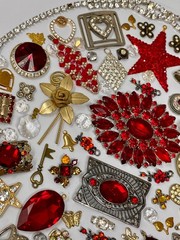 Lot Vintage & Modern Jewelry Parts Broken Repurpose Craft Rhinestones Harvest Z