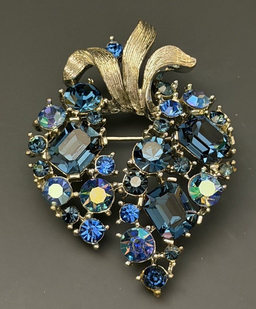 Vintage Lisner Signed Blue Aurora Borealis Rhinestone Brooch Pin