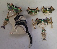 Signed LUNCH AT THE RITZ Kitty Cat Brooch Pin Bracelet and Earrings Vintage Set
