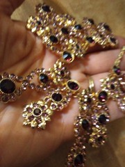 Burgundy Crystal Rhinestone Bib Statement Necklace Gold Tone 18-20″ Cocktail VGC