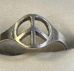 Vintage 925 Sterling Silver Peace Sign Ring Size 6 3/4