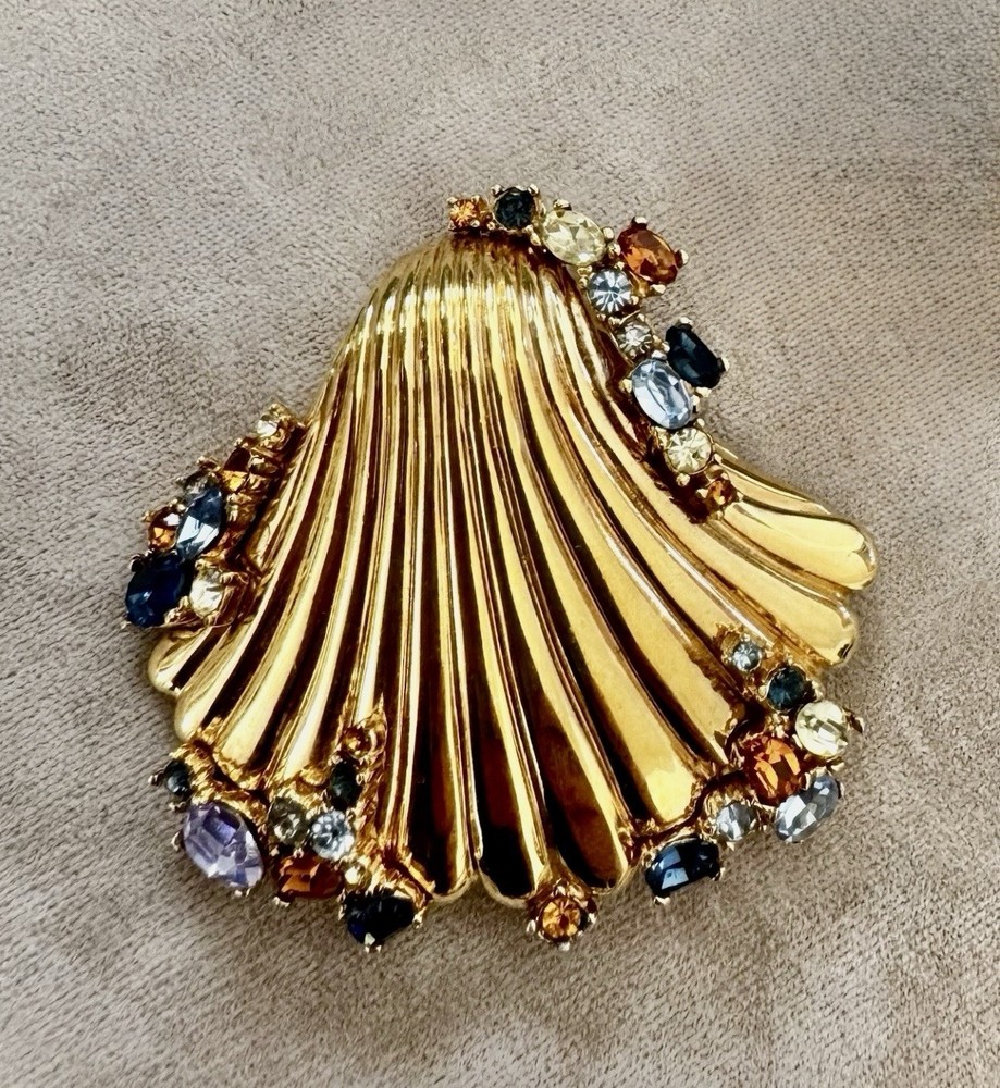 Vintage CINER Jewel Encrusted Gold Shell Pin – Signed & Excellent!
