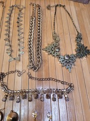 Vintage to Now Jelwery Lot of 25 Estate Sale Mixed Untested And Unsearched