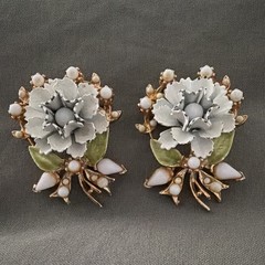 Coro Signed Enamel – Brooch w/ White Faux Pearls Multicolor. Sold as a set.