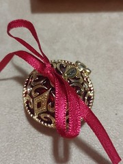 Monet 2008 Keepsake Jewel Box w/Star Ball Charm Pendent Necklace Gold -Tone Red