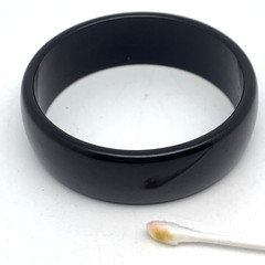 Vintage 21 mm Wide BAKELITE 7-7/8″ Bangle Bracelet Shiny Black TESTED