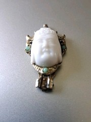 Vintage Single Selro Selini Toshikane “God of Happiness” clip on earring