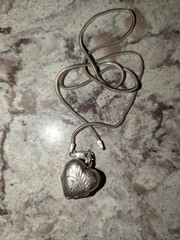 925 Vintage Clover Photo Pendent Locket With Silver Chain. Italy. AT Hand Carved