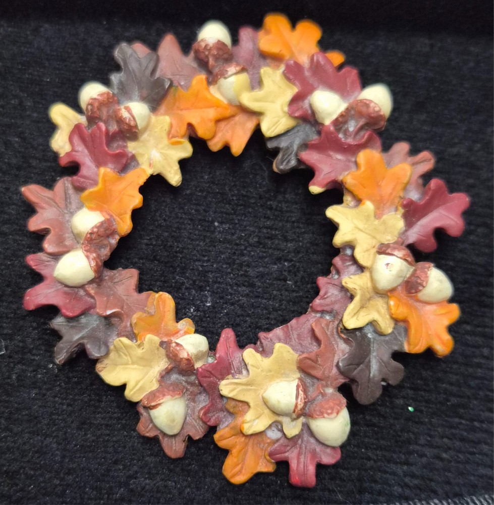Vintage 80’s Papel Giftware Festive Autumn Fall Leaf & Acorn Wreath Pin / Brooch