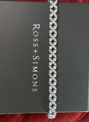 Ross Simons sterling silver flower .50 ct. t.w. diamond bracelet Size 7 1/4”