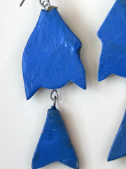 VTG Dangle Fish Earrings Hand-Painted Wood Silver-tone Metal Tropical Blue 3”L